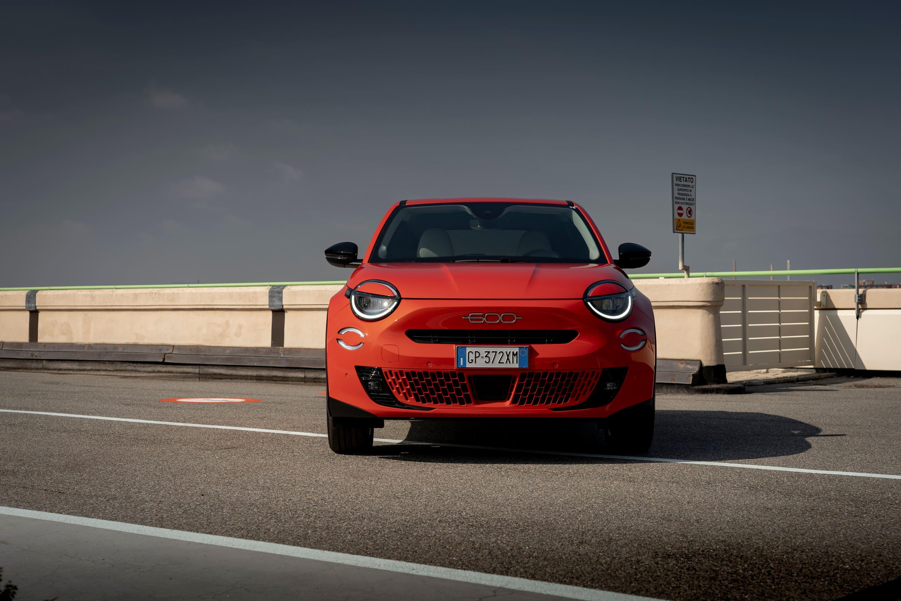 electric Fiat 600e front face